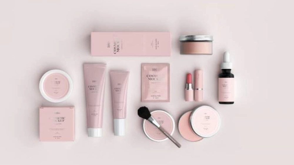 Qaem Baba Moradi cosmetic and hygiene box order
