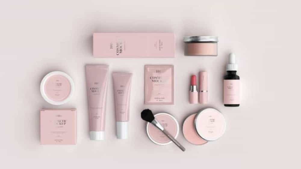 Qaem Baba Moradi cosmetic and hygiene box order